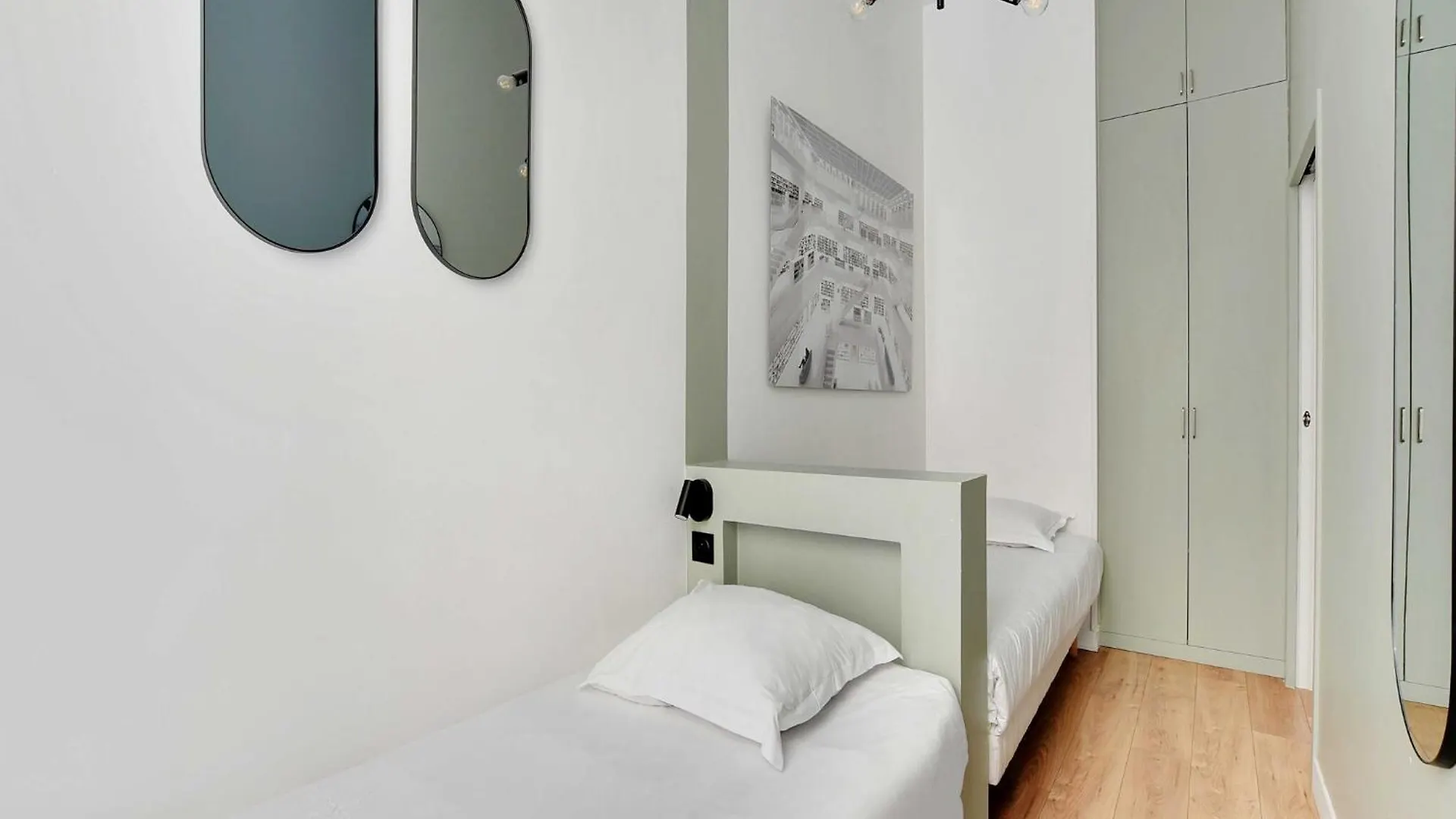 Welcoming Apartment -2Br 8P- Bel-Air Parijs 0*,  Frankrijk