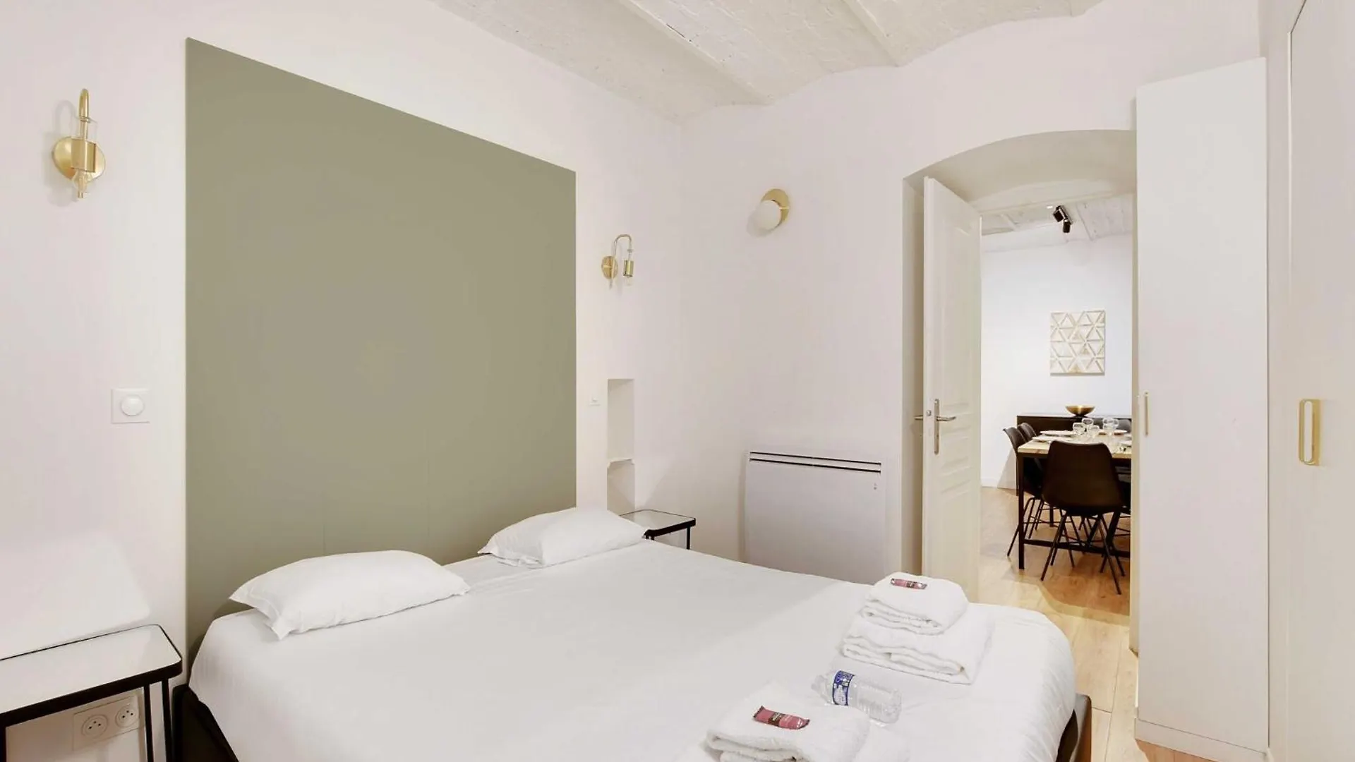 Welcoming Apartment -2Br 8P- Bel-Air Párizs Franciaország